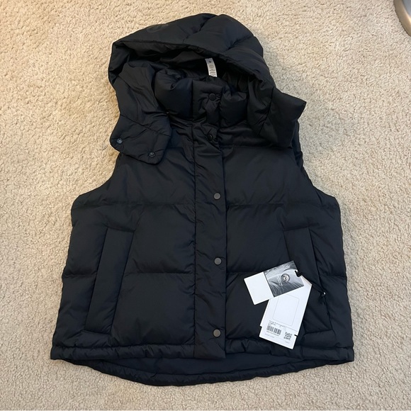 NWT Lululemon Black Wunder Puff Cropped Vest - Picture 3 of 6